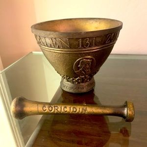 Vintage Brass Mortar and pestle